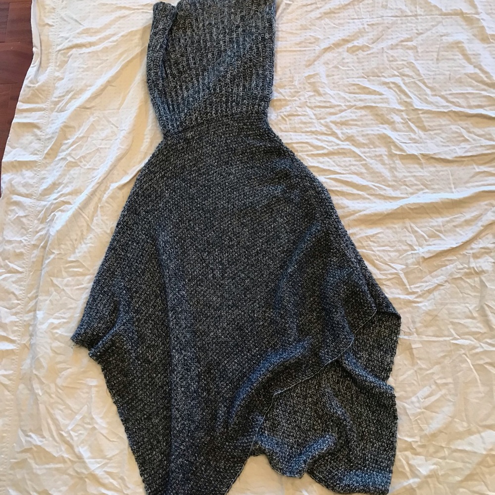 Gray shawl fits all sizes